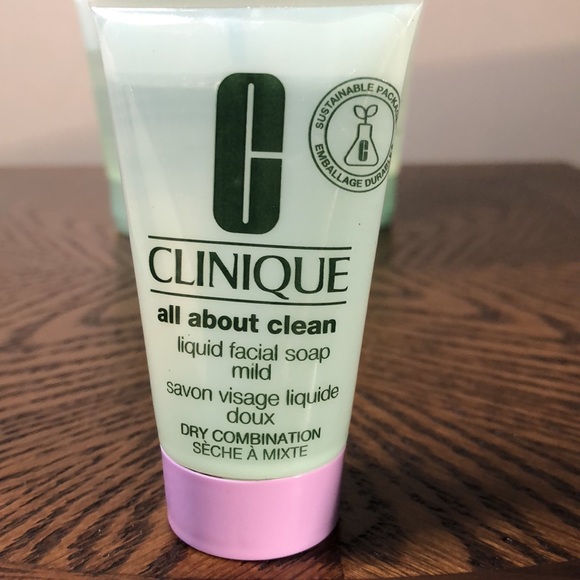 🌸3/$30🌸Facial soap mild liquid - Picture 2 of 5